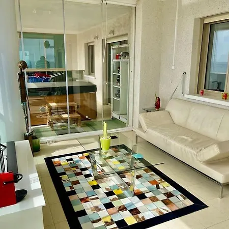 Larimar 3 Bed - Jacuzzi