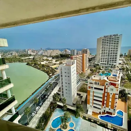 Larimar 3 Bed - Jacuzzi Apartment